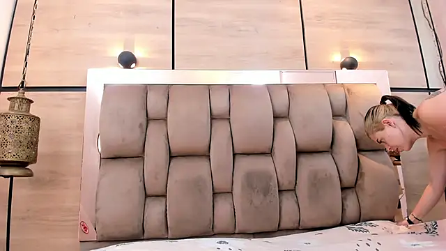 dorothy vegga online show from March 25, 4:12 am