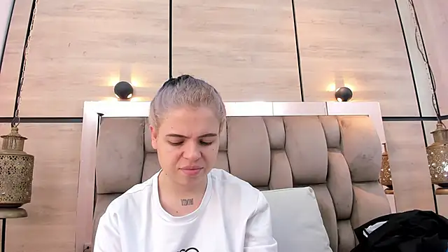 dorothy vegga online show from March 5, 4:20 am