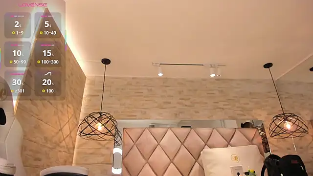 Snapshot of dorothy_vegga chatting on October 24, 4:00 am dorothy vegga online show from October 24, 4:00 am