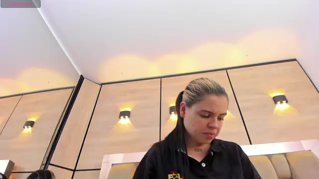 dorothy vegga online show from January 6, 3:32 am