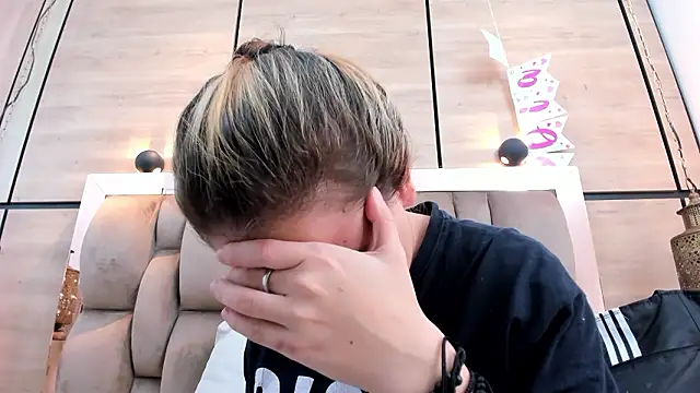 dorothy vegga online show from February 20, 3:14 am