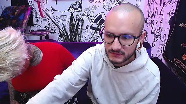 tatouagendecouple online show from February 1, 5:49 am