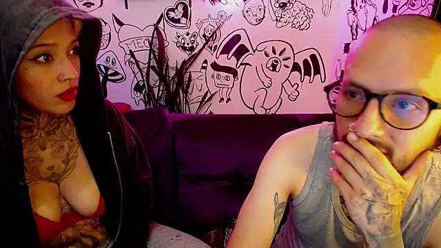 tatouagendecouple online show from February 15, 3:42 am