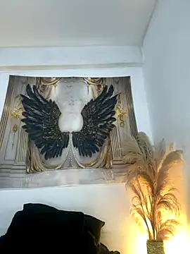 remyflux666 online show from December 5, 2:10 am