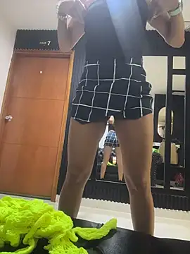 Snapshot of Tayra_Pradit chatting on July 12, 6:42 pm Tayra Pradit online show from July 12, 6:42 pm