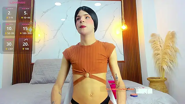 Realbadbxtch online show from November 8, 6:00 pm