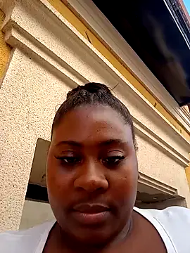 KennyBigWoman online show from October 27, 1:34 pm