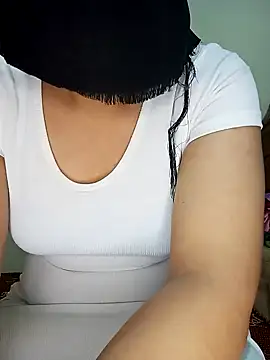 Snapshot of Sahar_sexy chatting on January 26, 5:34 pm Sahar sexy online show from January 26, 5:34 pm