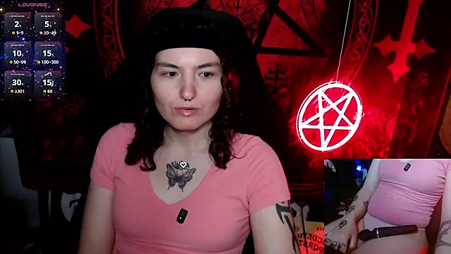 Snapshot of BrandiWRLD_999 chatting on October 17, 7:15 pm BrandiWRLD 999 online show from October 17, 7:15 pm