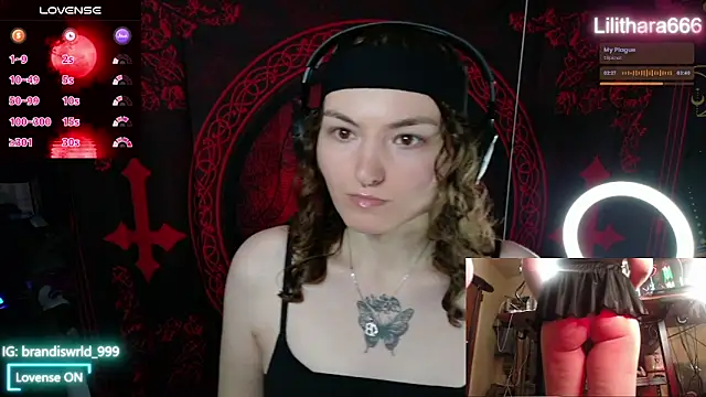 BrandiWRLD 999 online show from December 4, 7:46 pm