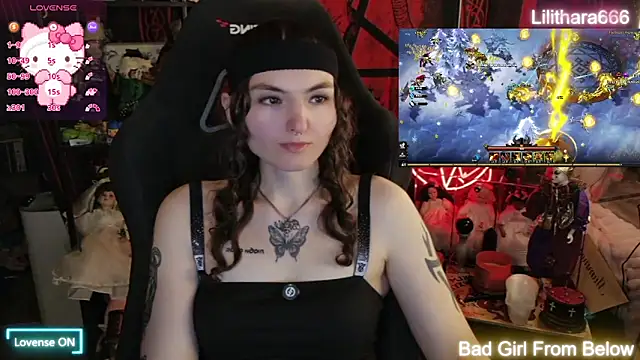 BrandiWRLD 999 online show from April 27, 7:01 pm