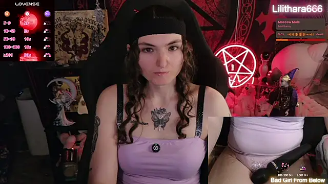 Snapshot of BrandiWRLD_999 chatting on July 14, 5:08 pm BrandiWRLD 999 online show from July 14, 5:08 pm