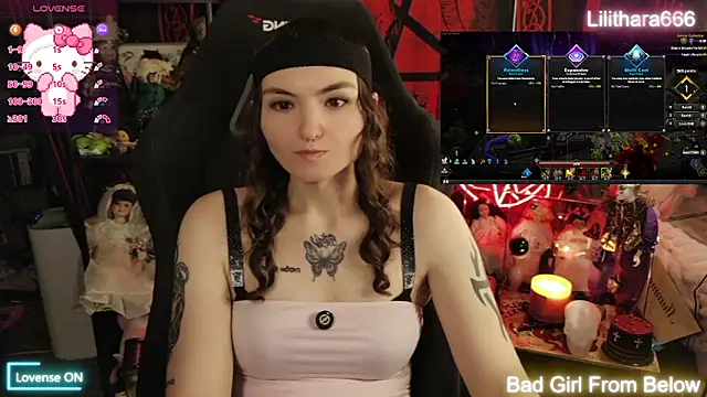 BrandiWRLD 999 online show from April 20, 5:58 pm