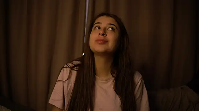 elisa moon online show from December 16, 8:51 am