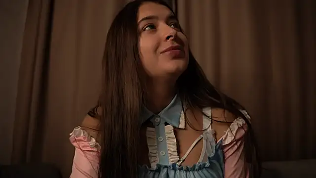 elisa moon online show from November 7, 9:47 am