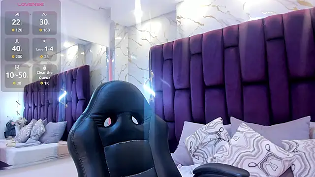 emma carterr1 online show from November 8, 8:23 pm