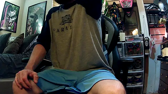 slutty guy12 online show from March 12, 9:24 pm