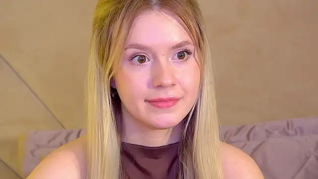 Snapshot of MilanaBalmain chatting on January 13, 4:44 pm MilanaBalmain online show from January 13, 4:44 pm