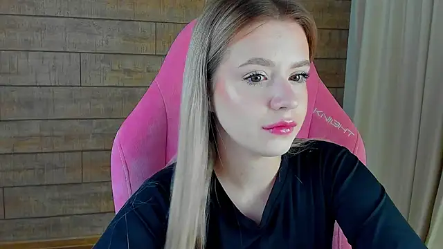 MilanaBalmain online show from March 21, 4:14 am