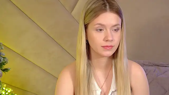 Snapshot of MilanaBalmain chatting on January 14, 4:10 pm MilanaBalmain online show from January 14, 4:10 pm