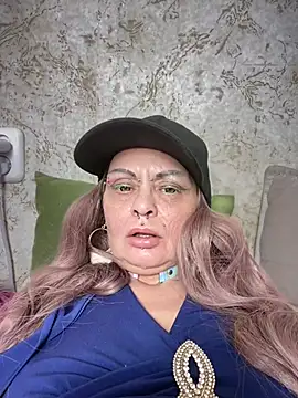 Gardener of Illusions online show from March 21, 2:57 am