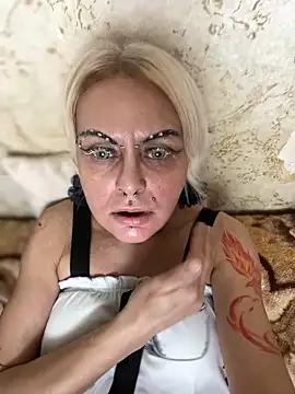 Gardener of Illusions online show from April 1, 12:24 am