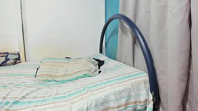 Snapshot of zackmontieel chatting on November 22, 9:30 am zackmontieel online show from November 22, 9:30 am