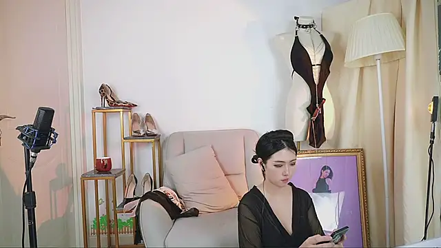 siji kiki online show from December 27, 1:07 pm