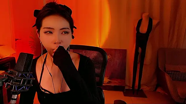 siji kiki online show from March 18, 12:51 pm