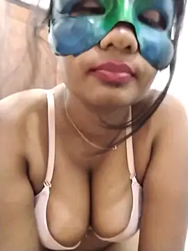 Snapshot of Zaraangle chatting on May 24, 12:38 pm Zaraangle online show from May 24, 12:38 pm