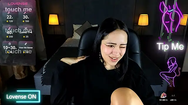 baby  kim online show from March 18, 7:55 pm