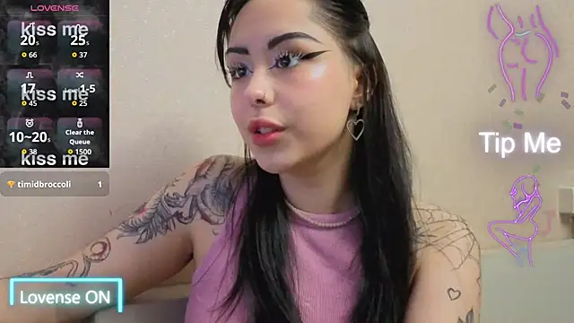 Snapshot of baby__kim chatting on February 11, 7:14 pm baby kim online show from February 11, 7:14 pm