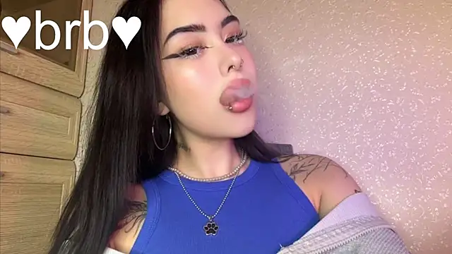 Snapshot of baby__kim chatting on February 28, 6:51 pm baby kim online show from February 28, 6:51 pm