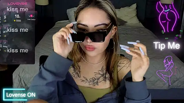 baby  kim online show from November 30, 5:30 am