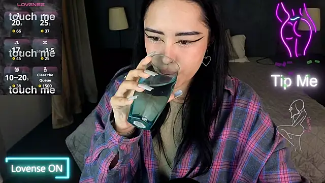 Snapshot of baby__kim chatting on December 22, 5:18 am baby kim online show from December 22, 5:18 am