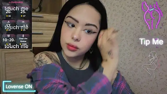 Snapshot of baby__kim chatting on February 17, 5:27 am baby kim online show from February 17, 5:27 am