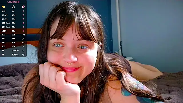 princess emily4723 online show from April 4, 6:14 pm