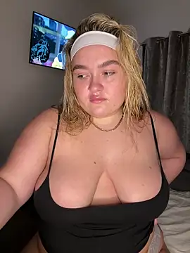 Dolly19x online show from December 7, 10:34 pm