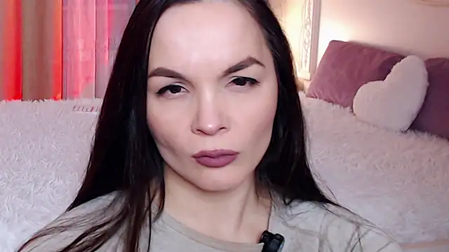 Avylew online show from December 16, 7:40 pm