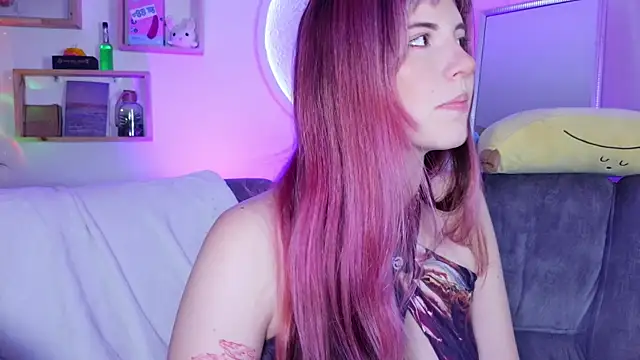 cherrybom969 online show from May 5, 4:26 am