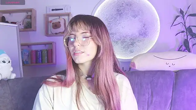 cherrybom969 online show from June 7, 3:34 am