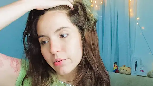 cherrybom969 online show from March 22, 4:45 am