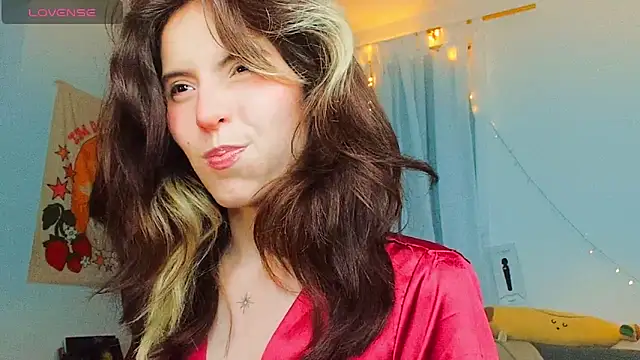 cherrybom969 online show from February 18, 4:04 am