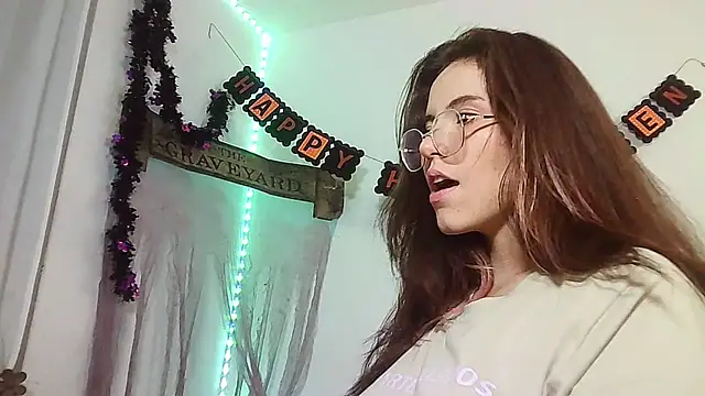 cherrybom969 online show from October 21, 1:49 am