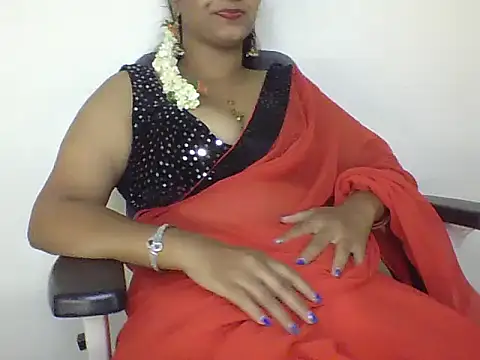 Snapshot of Sexy-Shalinii chatting on May 31, 1:28 pm Sexy-Shalinii online show from May 31, 1:28 pm