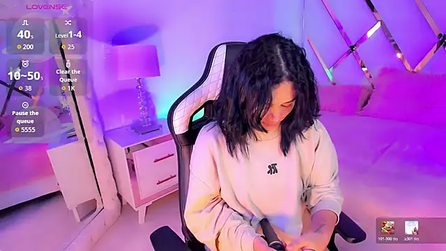 sexyy kitty18 online show from March 31, 11:56 am