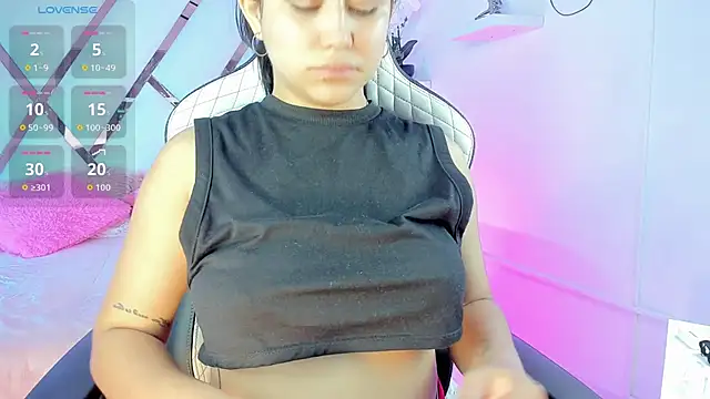 Snapshot of sexyy_kitty18 chatting on June 20, 6:46 pm sexyy kitty18 online show from June 20, 6:46 pm