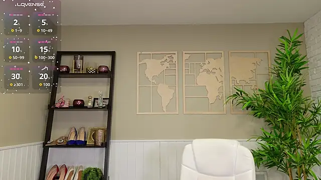 Snapshot of LadyLeea chatting on November 20, 5:30 am LadyLeea online show from November 20, 5:30 am