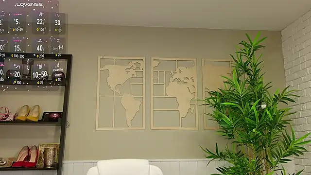 LadyLeea online show from March 3, 5:25 am