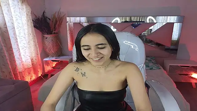 Mia Fischer online show from December 14, 4:56 pm